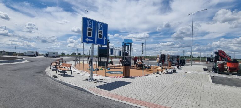 odpočívka Klíčany na dálnici D8