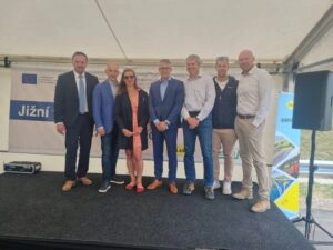 Slavnostní uvedení do provozu Jižní tangenty u Českých Budějovic obrázek č. 2