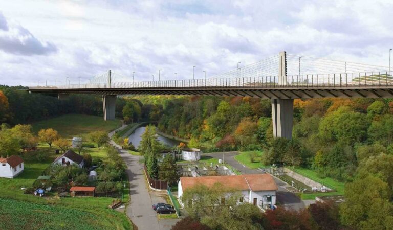 Most přes Drahaňské údolí, soutěž